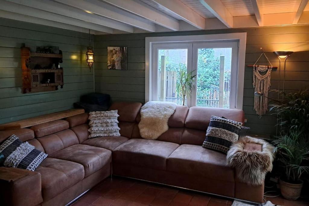 Comfortable Chalet In A Unique Location In Forest Essen Exterior foto